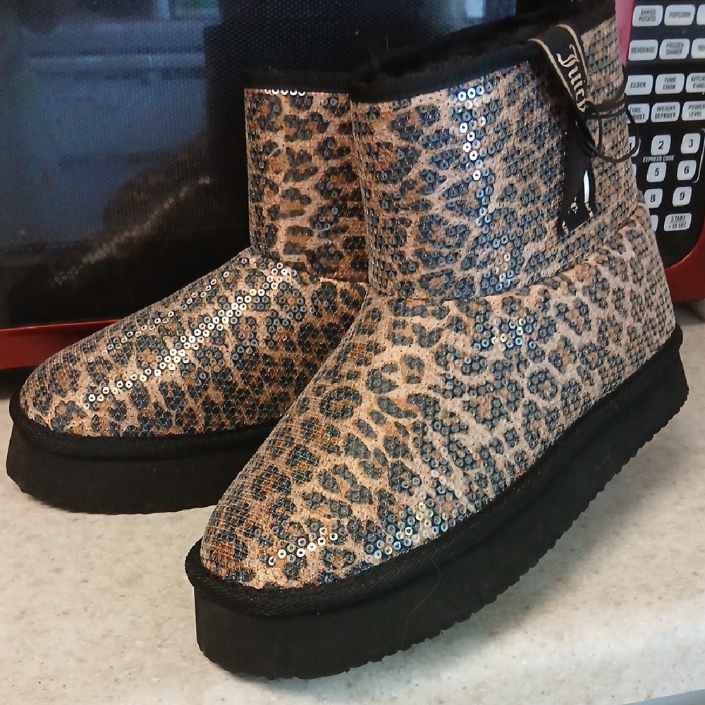 Juicy Couture Leopard Print Winter Boots